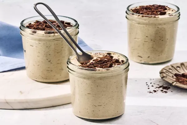 High Protein Peanut Butter Cookie Dough Overnight Oats