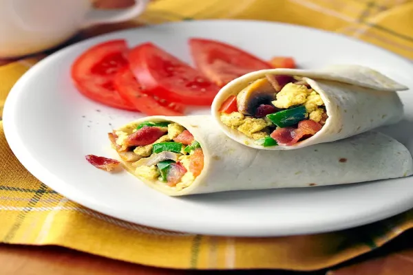 Bacon and Egg Breakfast Wraps