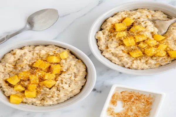 Coconut Mango Oats