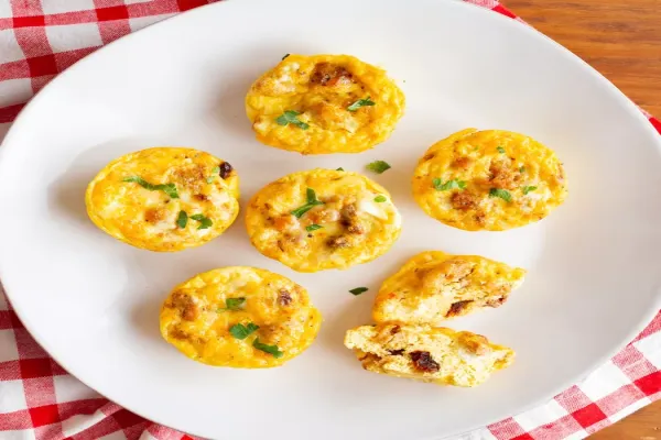Muffin Tin Omelets with Veggie Sausage & Sun Dried Tomatoes
