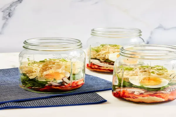 Spicy Ramen Noodle Cup Soup Packs 16g Protein