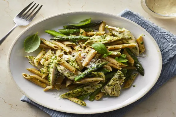 One Pot Chicken Pesto Pasta with Asparagus