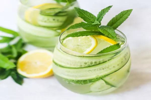 Cucumber Mint Spritzer