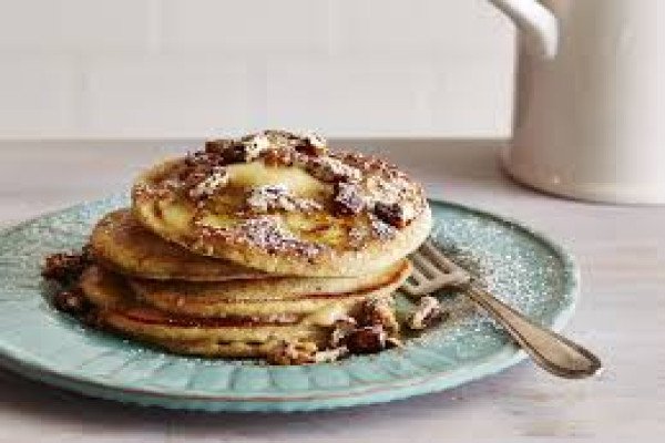 Banana Pecan Buttermilk Pancakes