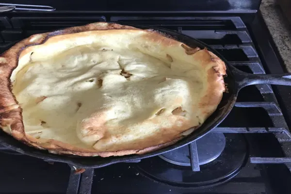 Oven Pancake with Apples