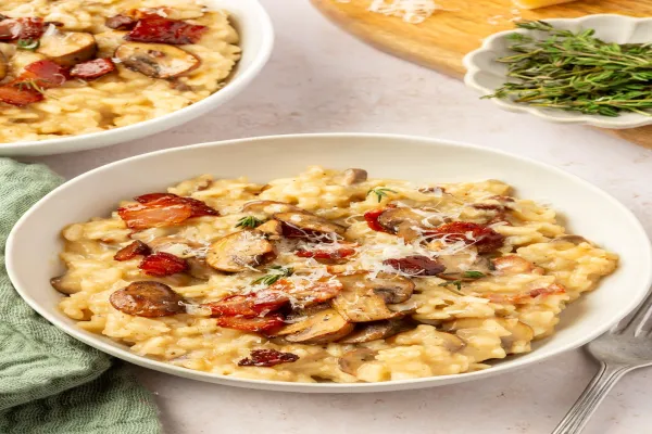 Low-Carb Grain-Free Bacon and Mushroom Risotto
