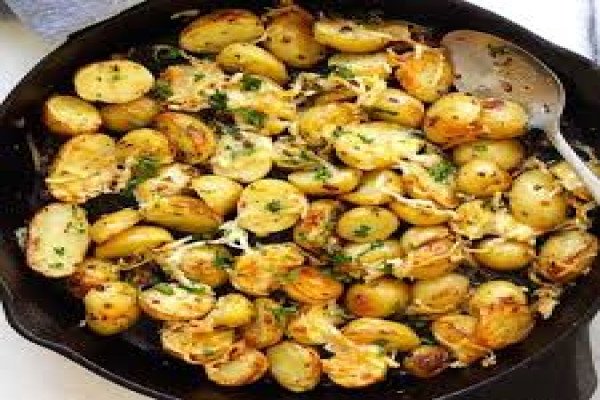 Italian Style Saucy Roasted Potatoes