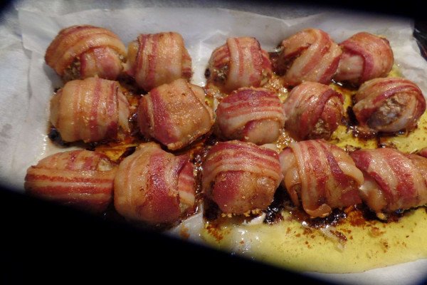 Bacon-Wrapped Turkey Meatballs