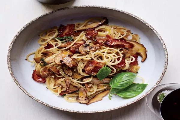 Spaghettini with Warm Bacon Mushroom Vinaigrette