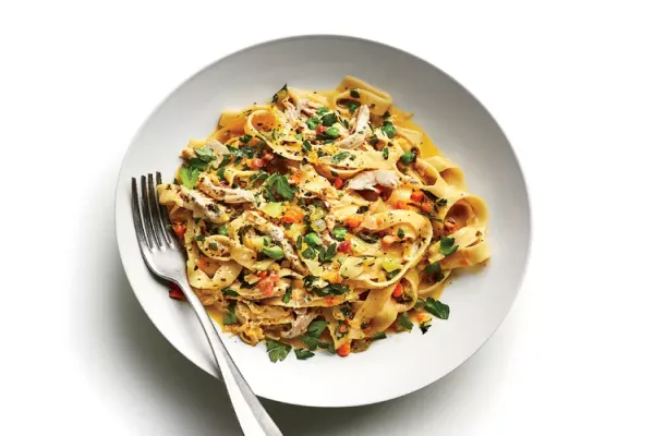 Fettuccine with White Chicken Ragu
