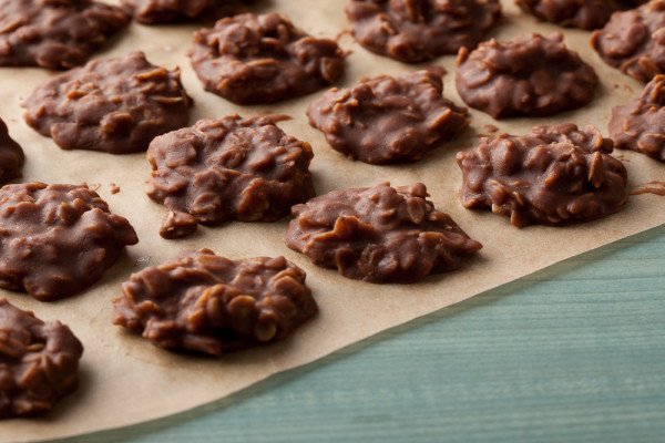Peanut Butter Cocoa No-Bake Cookies